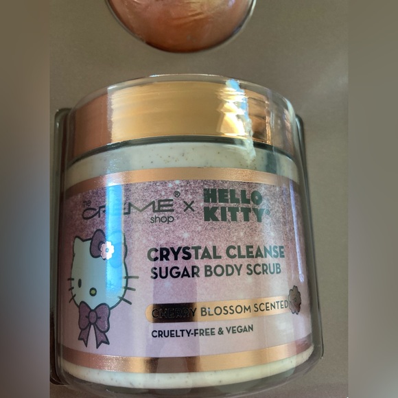 The Crème Shop x Hello Kitty NWT - Picture 5 of 7